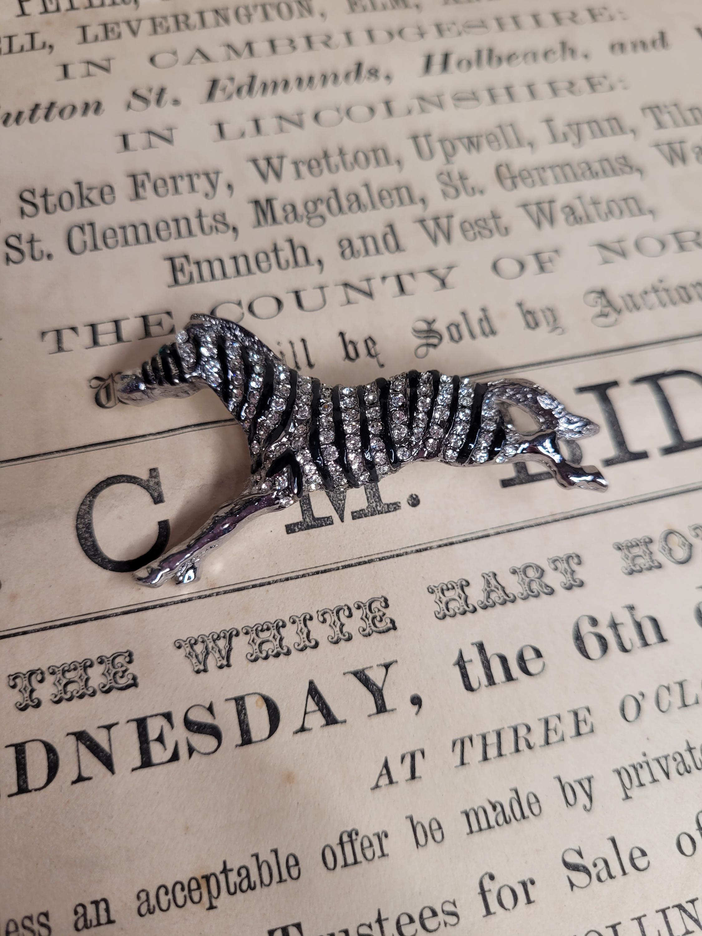 Vintage Zebra Brooch - Etsy Canada