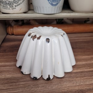Vintage French Enamel Jelly Mould Ironstone Kitchen Decor BLANC-MANGE Mould