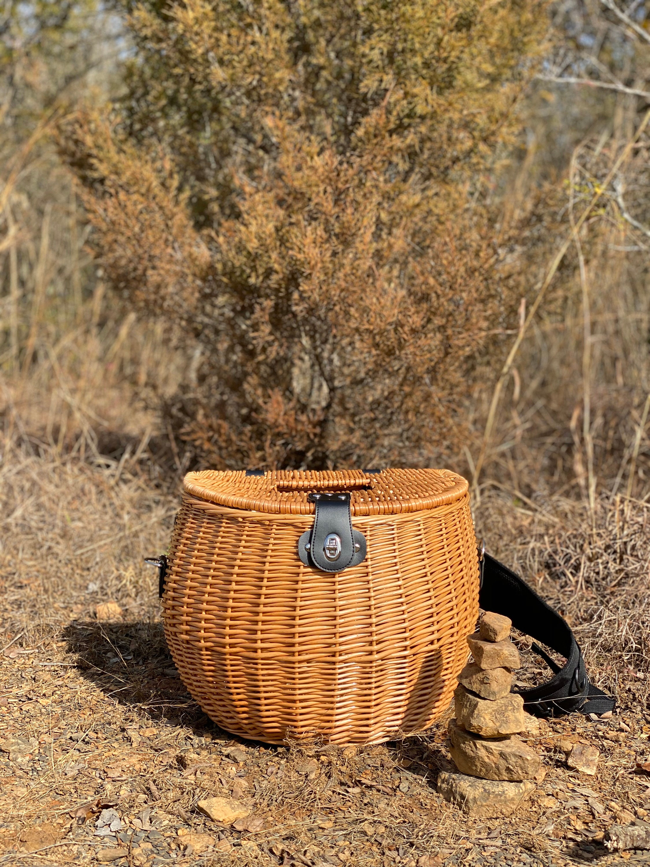 Handmade Foraging Backpack Basket - Brown Amazon.com : Acropolis Mushroom Hunting Backpack with 2  main image 2
