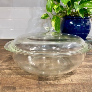 PYREX vintage dish with lid casserole