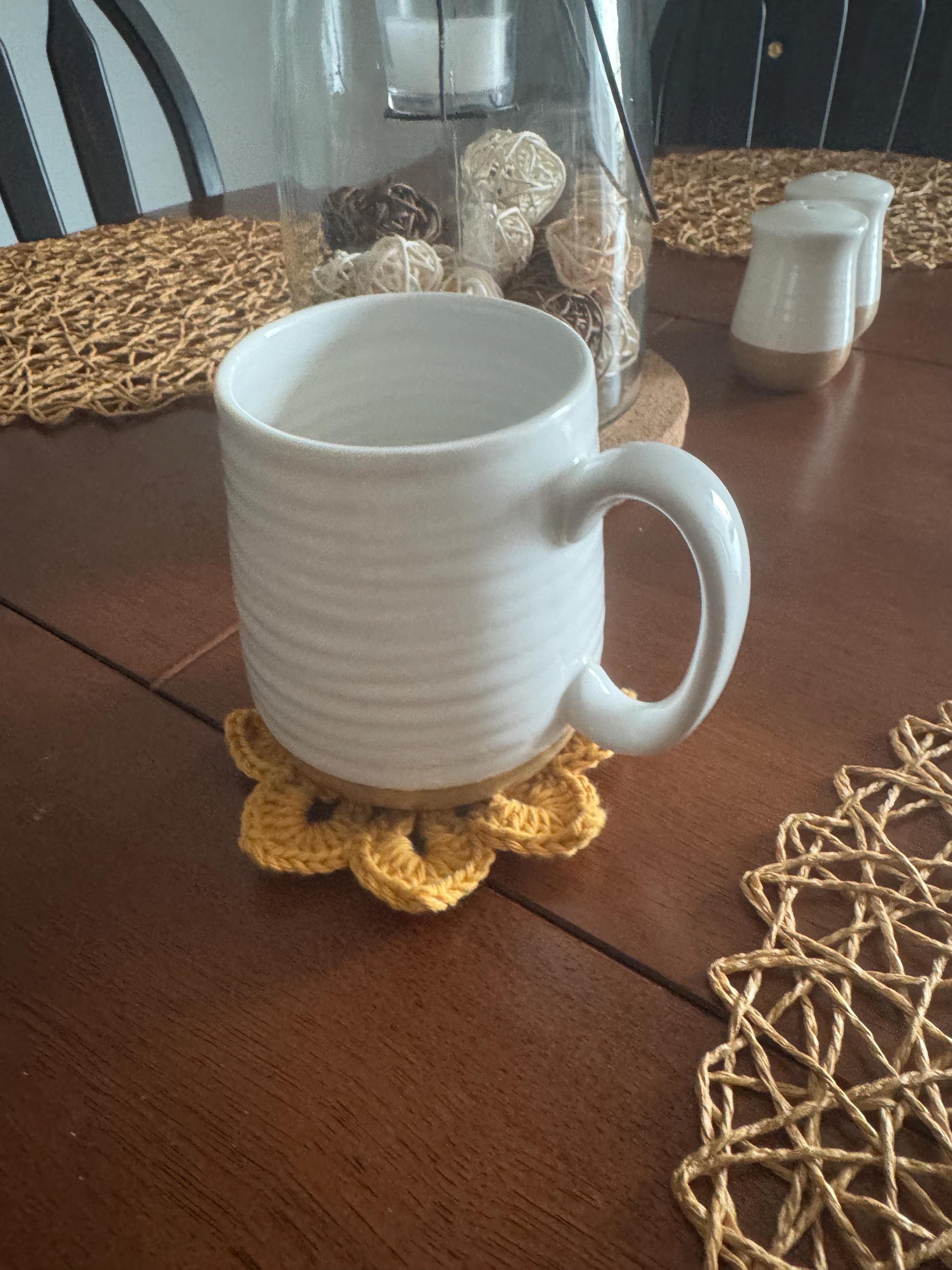 Handmade Crocheted Sunflower Coaster Set Of 6 – Custom Colors Available – Cute Floral Drink Coasters – Farmhouse Home Decor Gift - Thumbnail 4