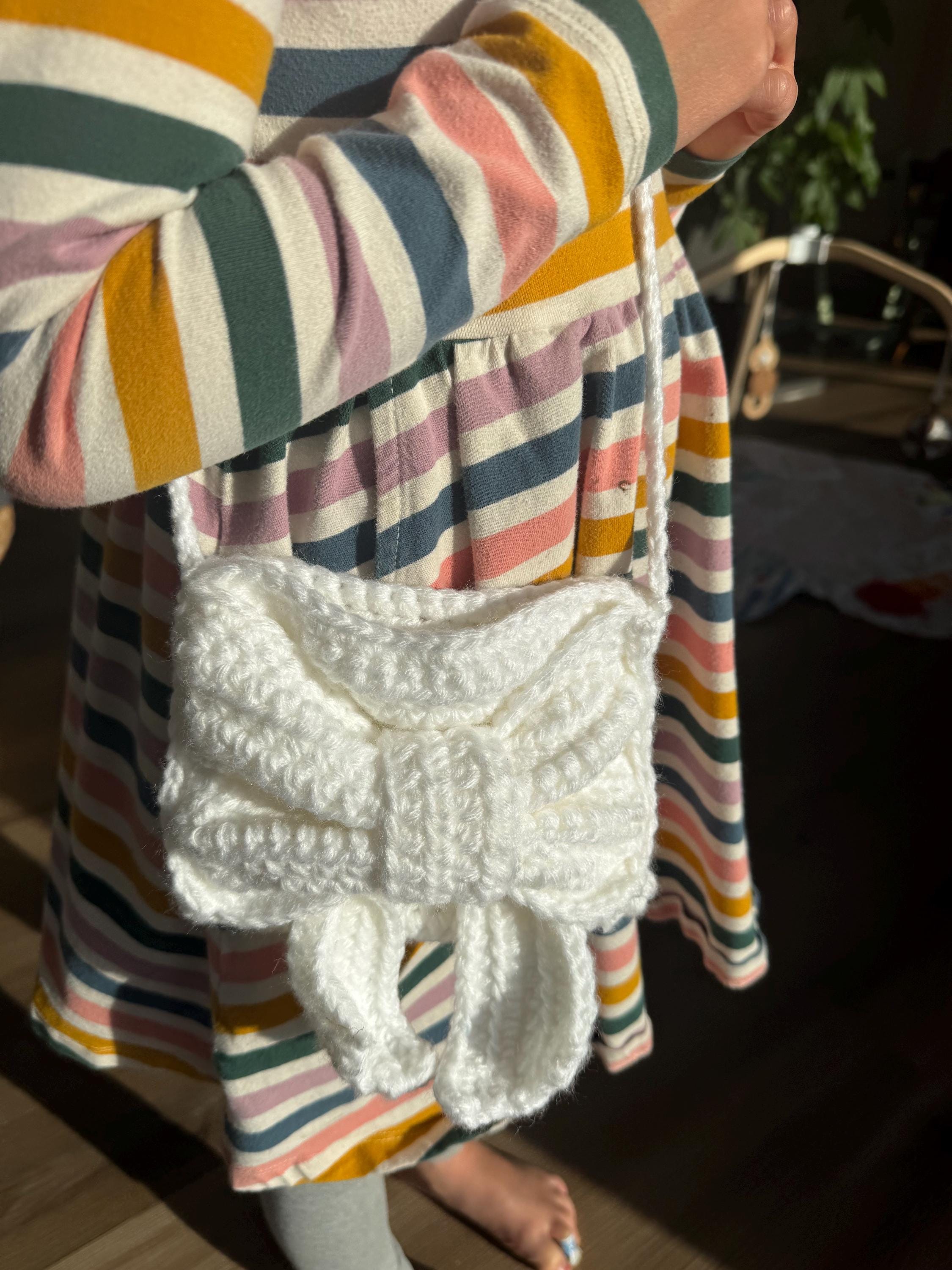 Crochet Bow Purse – 7"x5" Handmade Toddler Bag • Cute Girls Crossbody • Soft Yarn • Gift for Kids