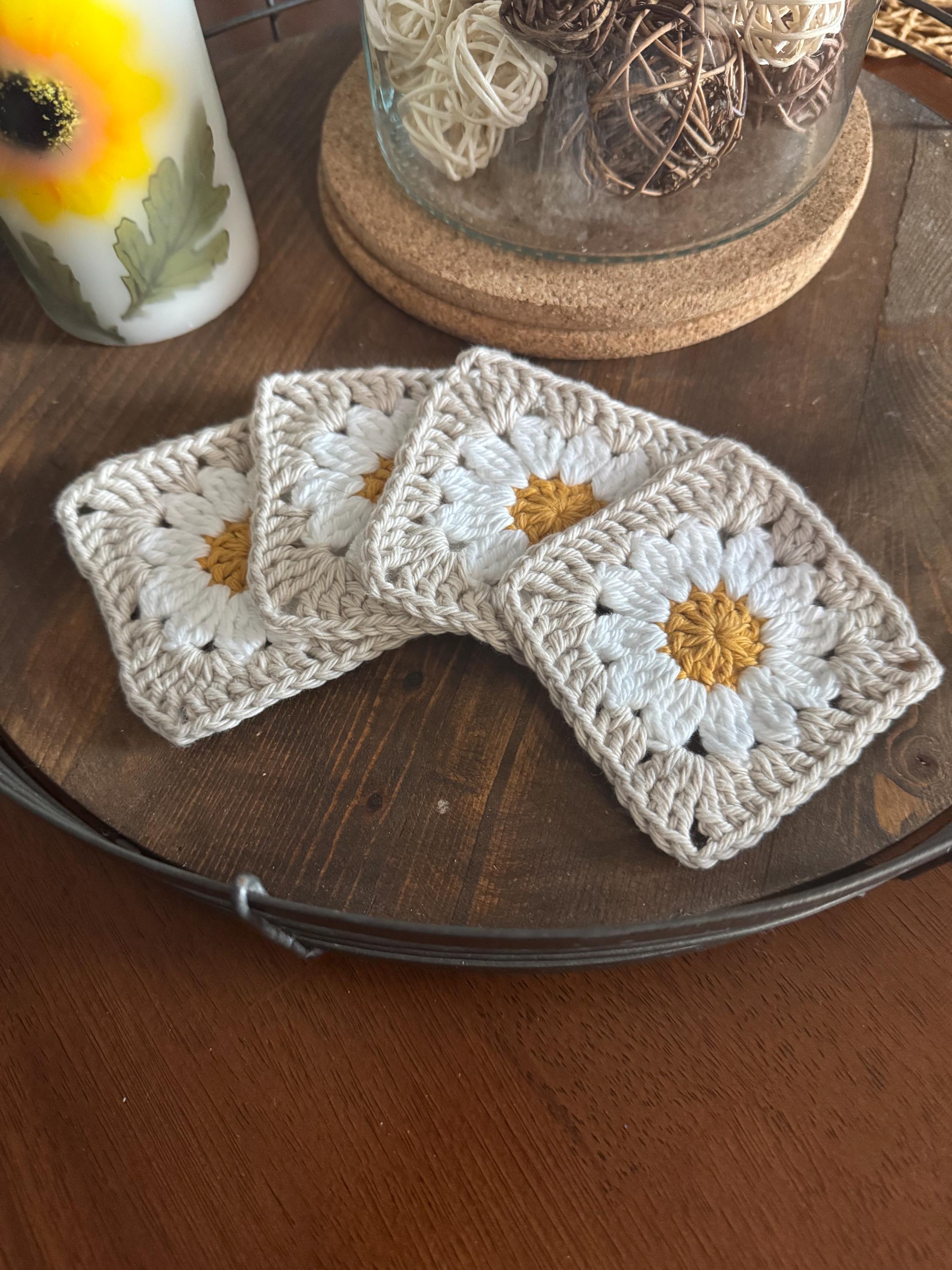 Handmade Crocheted Daisy Coaster Set Of 6 – Custom Colors Available – Cute Floral Drink Coasters – Farmhouse Home Decor Gift - Thumbnail 4