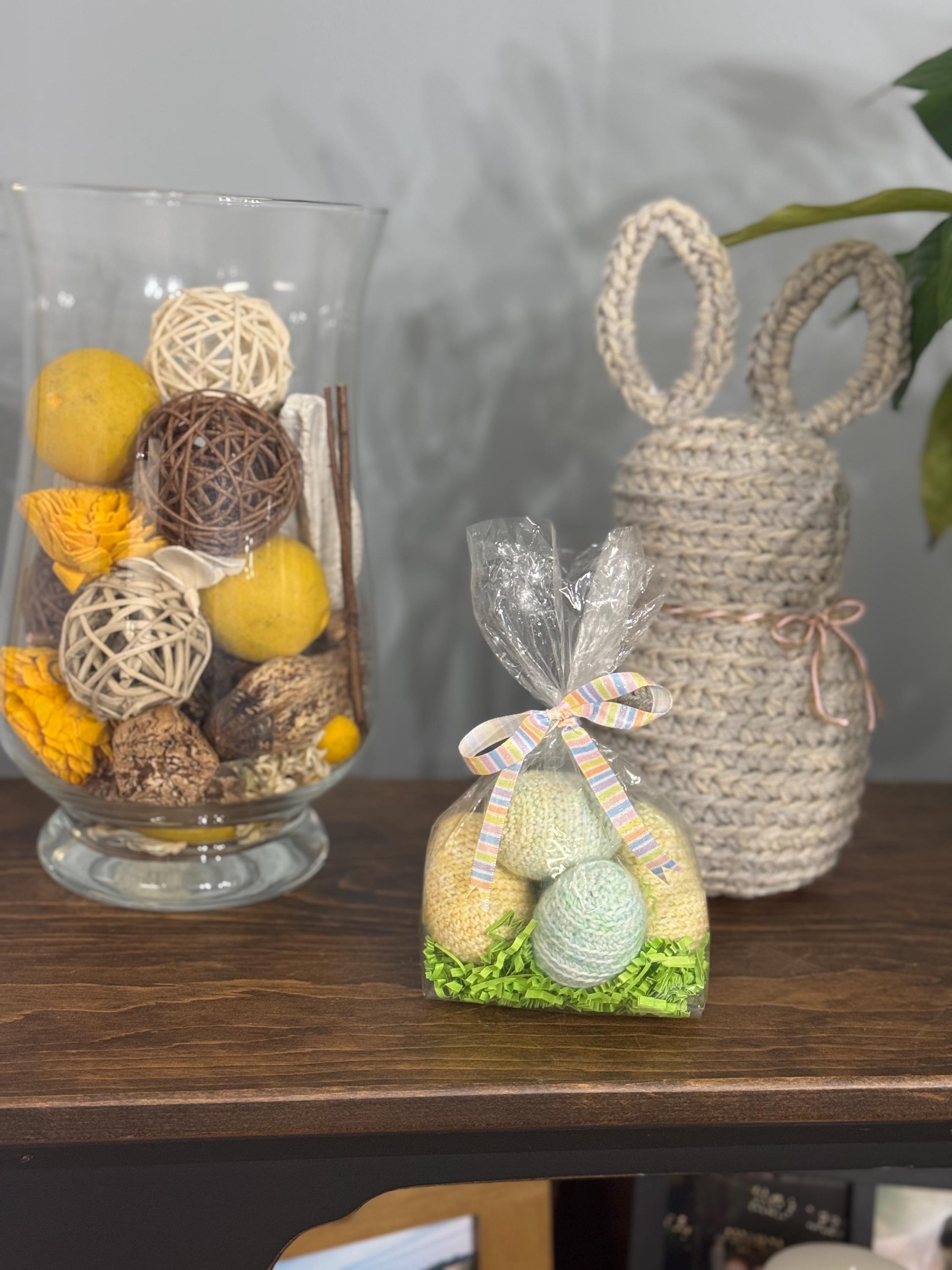 Crocheted Ombré Easter Egg Set of 8 – Handmade Spring Decor, Unique Textured Easter Decorations, Durable & Reusable - Thumbnail 5