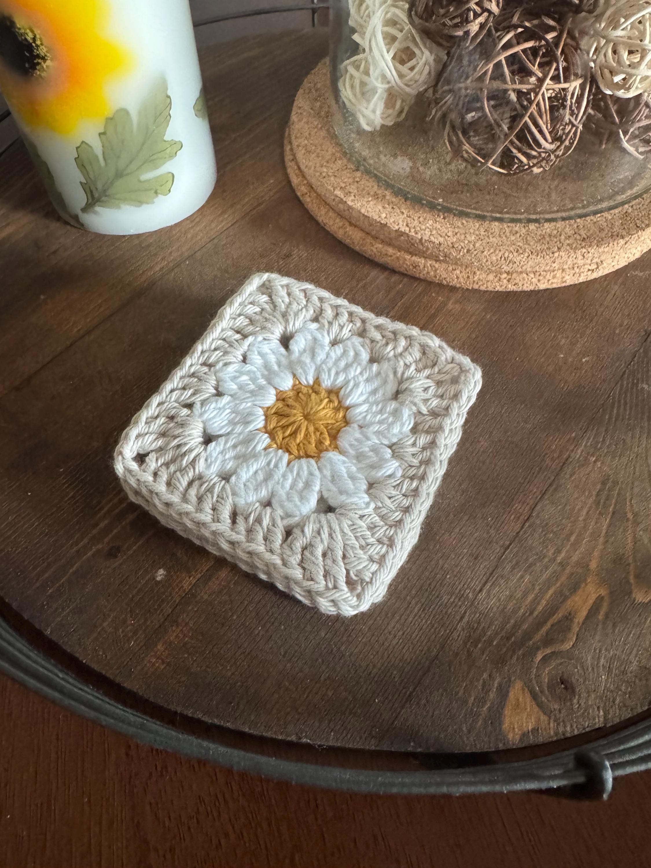 Handmade Crocheted Daisy Coaster Set Of 6 – Custom Colors Available – Cute Floral Drink Coasters – Farmhouse Home Decor Gift