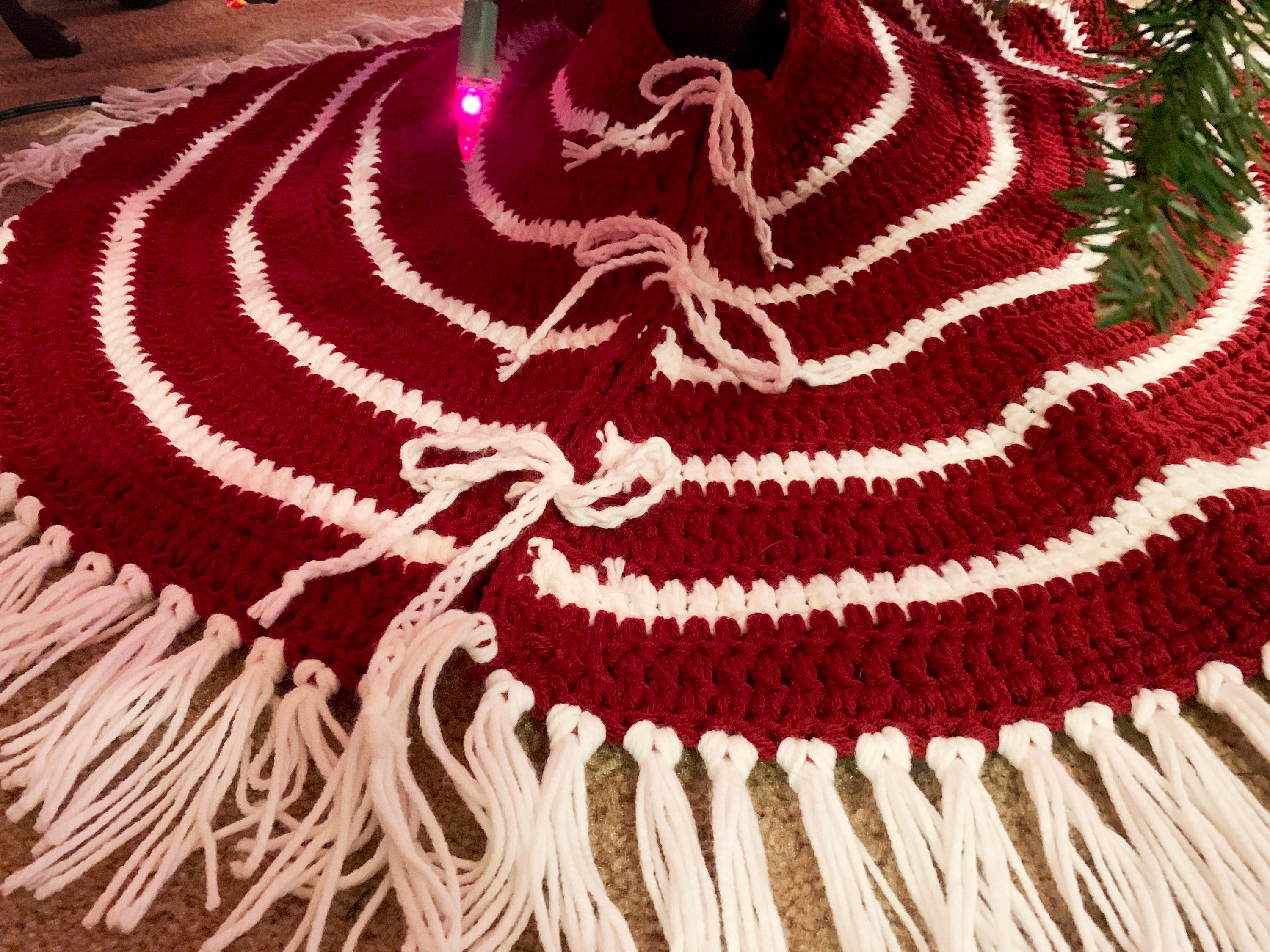 Boho Striped Tree Skirt with tassels - Handmade - Crocheted - Winter Gift - Christmas Tree Skirt - Thumbnail 5