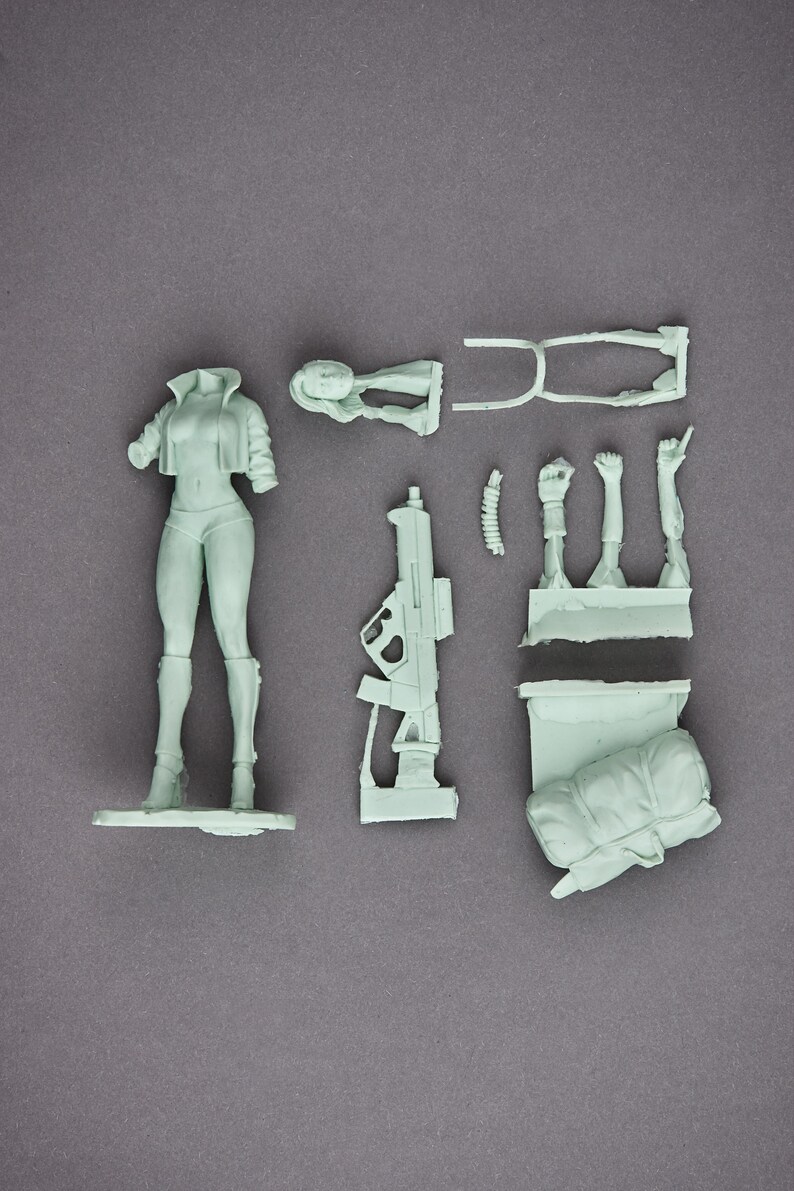 1 Garage Kit. Resin Kit. Cyberpunk. Huntress. Model 75mm. Etsy