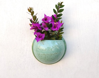 Wall planter, wall pocket planter, Ceramic wall planter