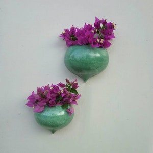 Wall planter, wall pocket planter, Ceramic wall planter