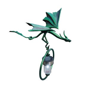 Gartendrache mit Laterne, Hängender Gartendrache aus Eisen, Fantasievolles Geburtstagsgeschenk, Fantasievoller Laternenhalter, Drachenfigur für den Außenbereich, Gartendekoration