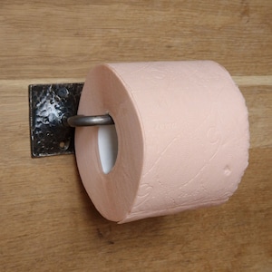 Gesmeed ijzeren toiletrolhouder, smeedijzeren toiletrolhouder, rustieke toiletrolhouder, badkamerrolhouder, badkameraccessoires
