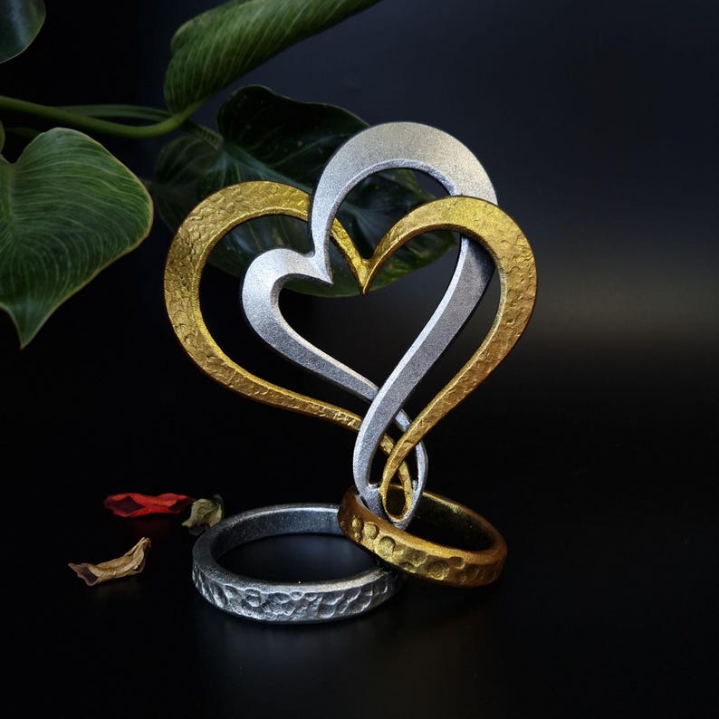 Personalized Iron Hearts and Rings, 6th iron anniversary mariage gift, iron wedding anniversary gifts for her, unique gifts for the couple image 1