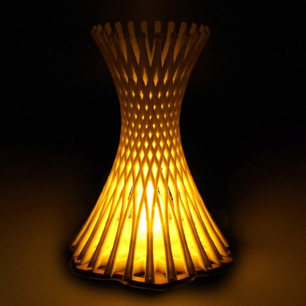 Lattice Pattern - 3D Printed Accent Lamp