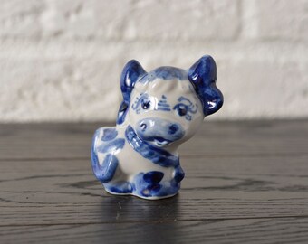 RUSSIAN GZHEL PORCELAIN FIGURINE COW #0215