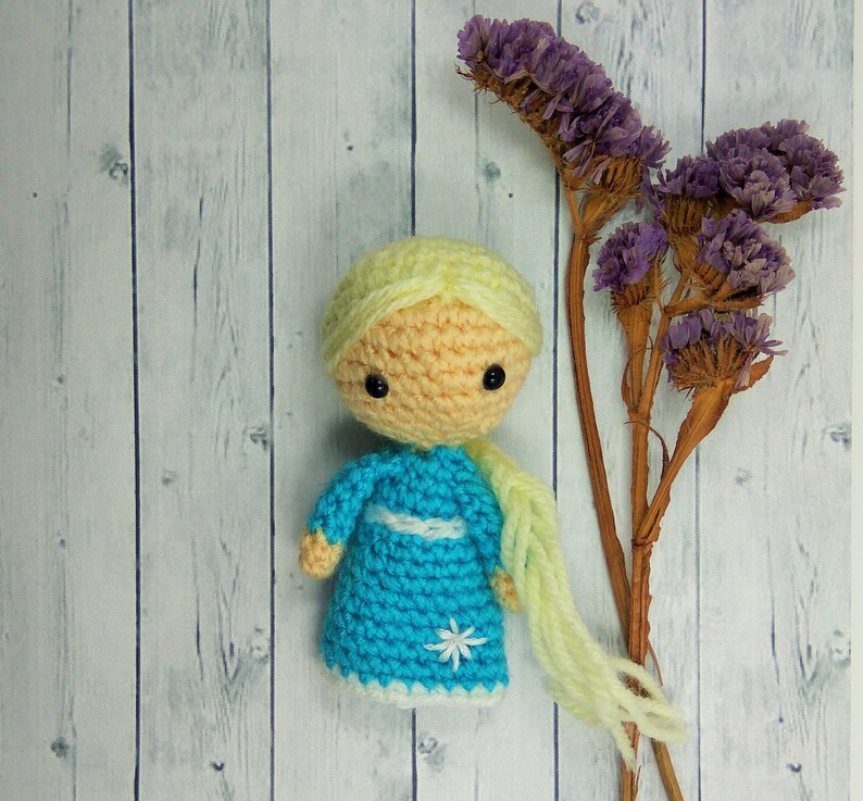 Little Elsa crochet pattern pdf | Etsy