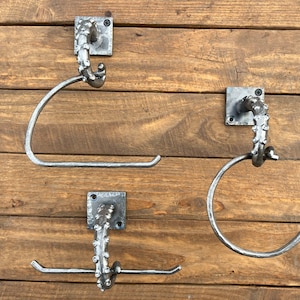 Set of three octopus bathroom items. Octopus toilet paper holder. Octopus towel ring. Octopus towel hook. Kraken towel ring. Tentacle bath