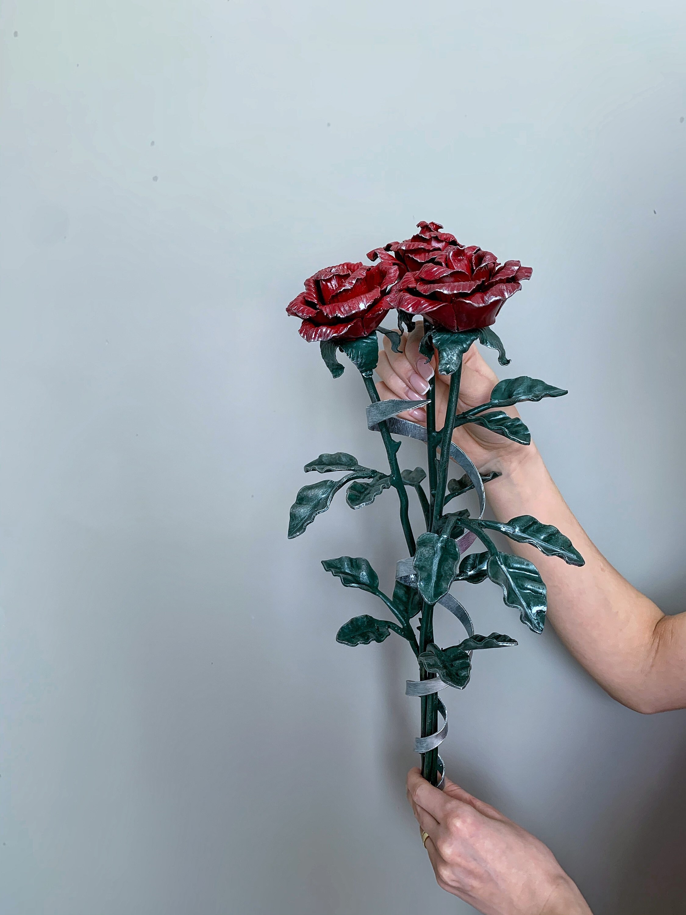 Set of three metal roses. Flowers bouquet. Iron bouquet. Gift Etsy