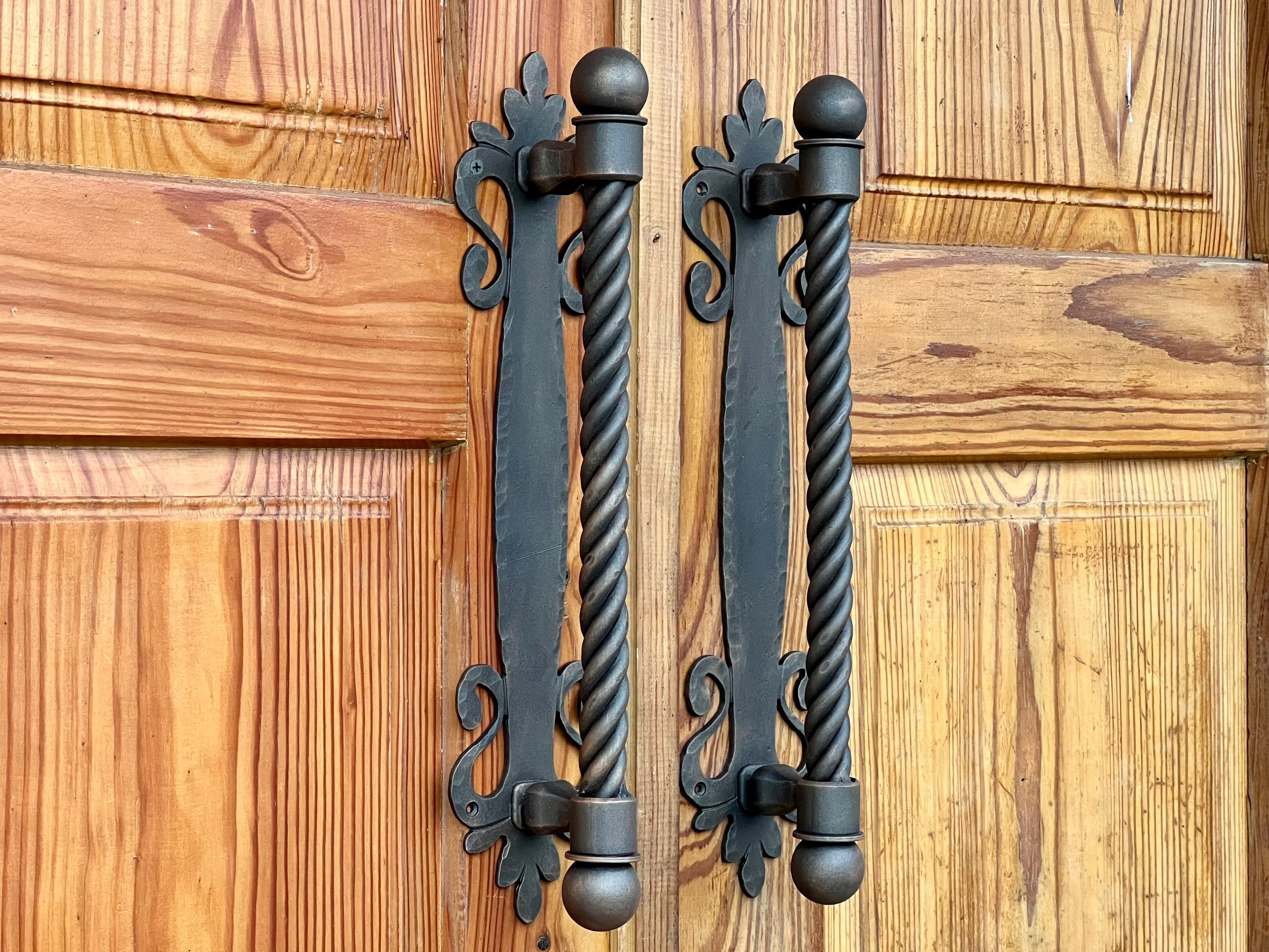 2023 Newdesign Wrought Iron Craft Iron Grape - China Wrought Iron Gate and  Wrought Iron Fittings price