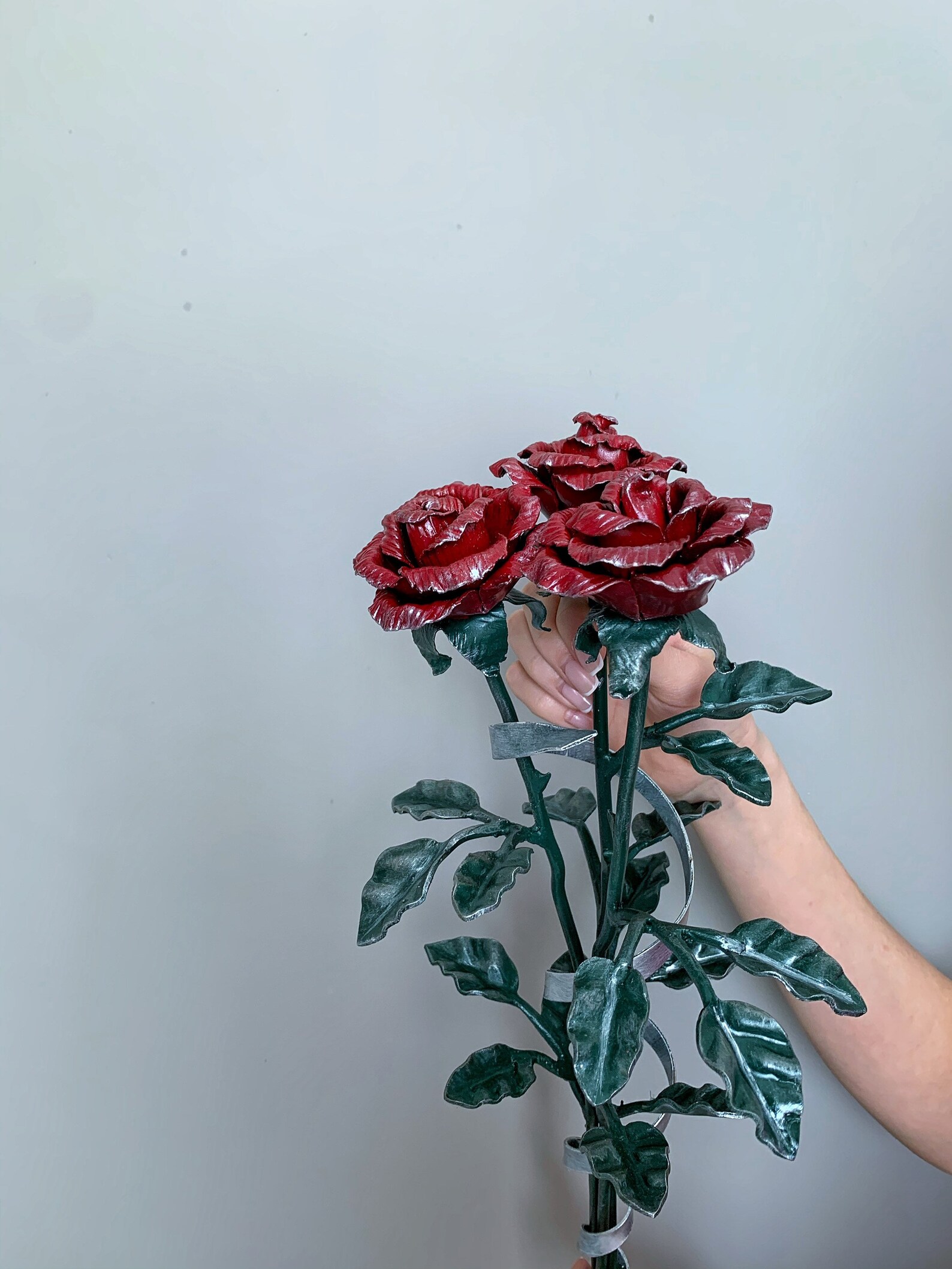 Set of three metal roses. Flowers bouquet. Iron bouquet. Gift Etsy