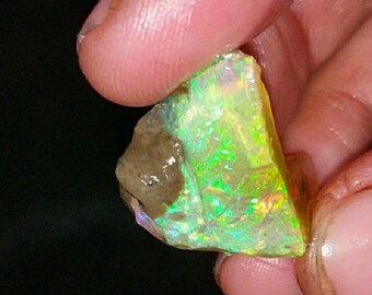 19 Ct OPAL Raw Crystals,Black Opal Raw,Opal Rough,Welo Opal,AAA Grade Opal Raw/Rough,Opal Crystal,Opal Rough Ethiopian Opal Ring Stone SR111