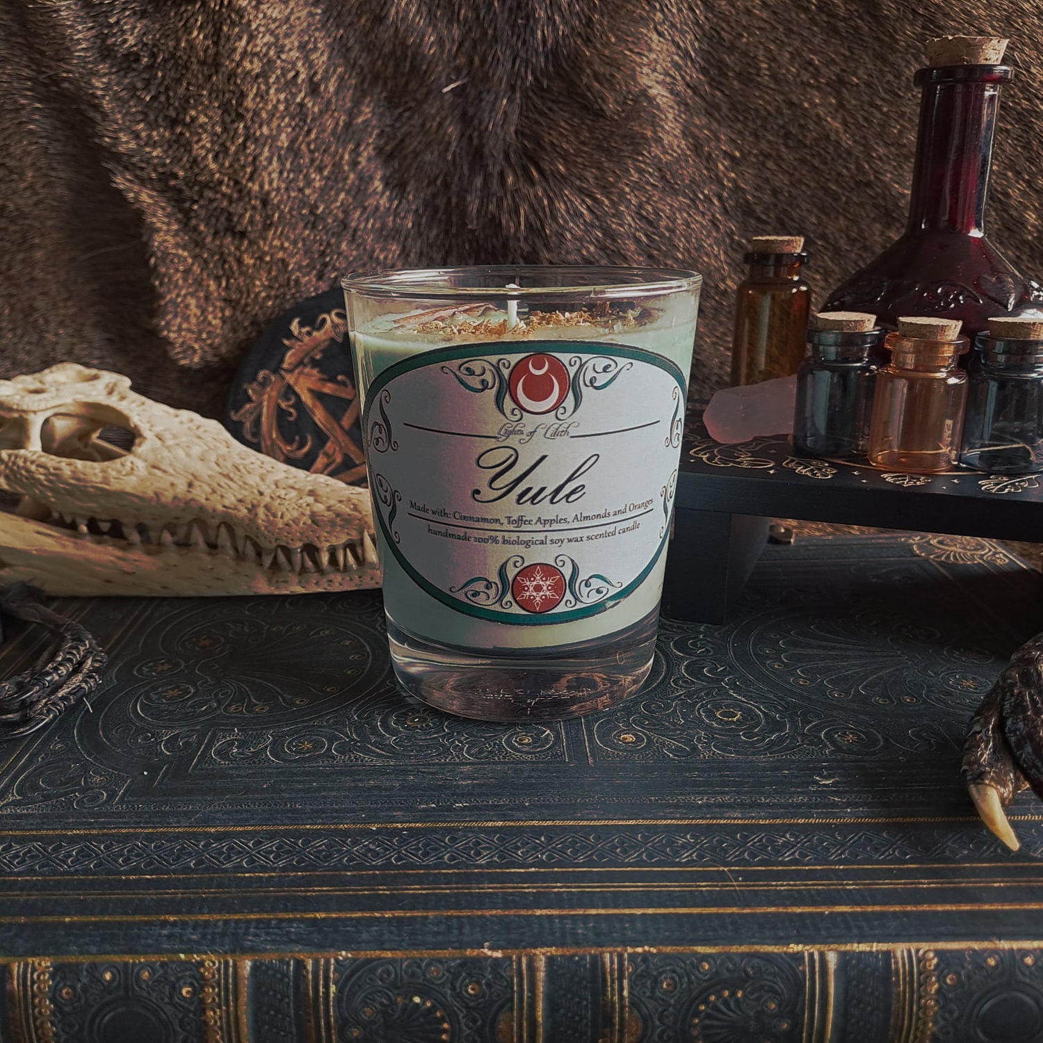 Soy Wax Yule Scented Candle - Organic Soy Wax, Vegan, Scented Candles, Aromatherapy Candles, 230ml, Handmade, Winter, Pagan