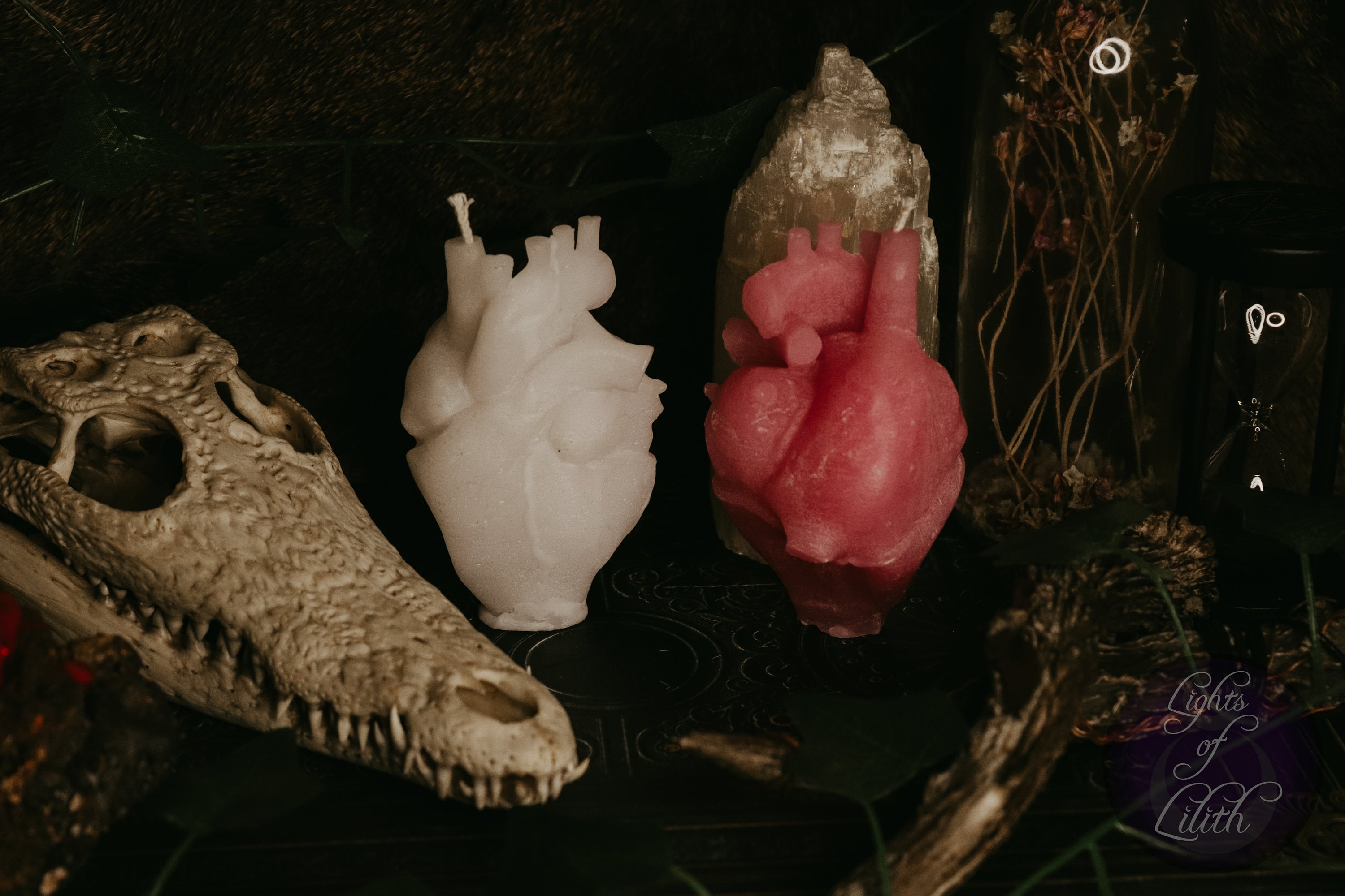 LightsofLilith - Etsy, image size:3000x2000