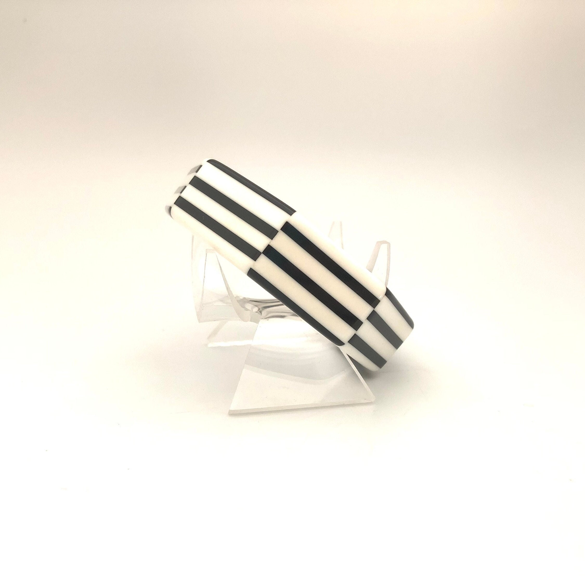 Bold Black and White Lined Chunky Octagonal Bangle Vintage