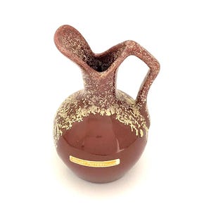 Vintage Winart 6.5" Pitcher with Drip Foam Glaze and Original Foil Sticker