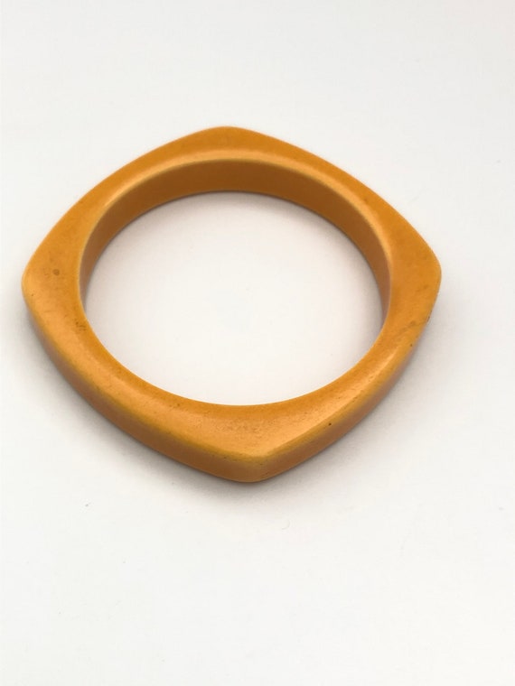 Square Butterscotch Bakelite Bangle Bracelet, Vin… - image 3