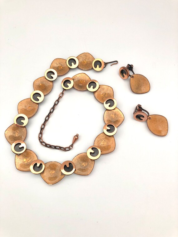 Mid Century Copper and Enamel Link Necklace with … - image 10