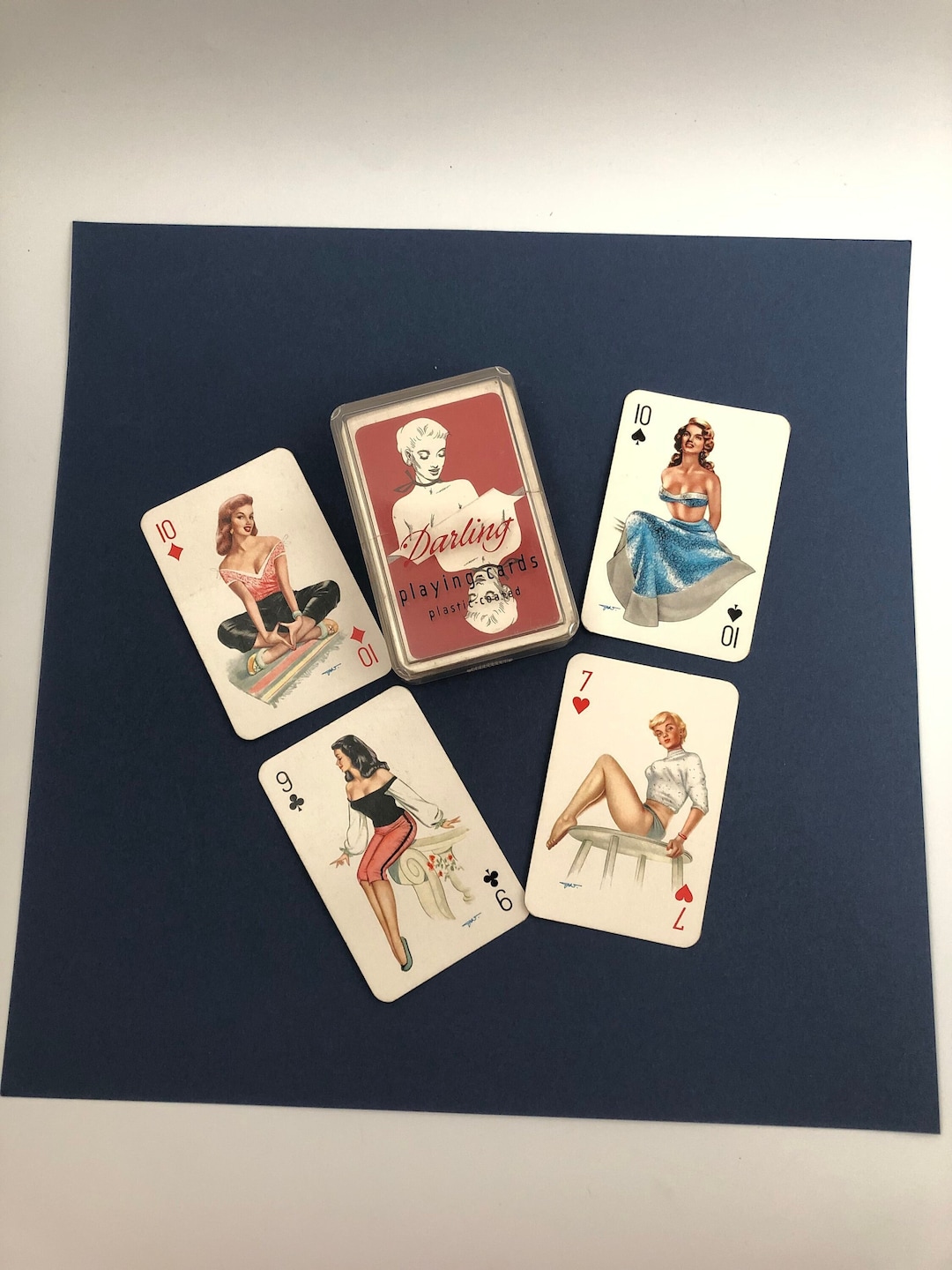ヴィンテージ ピンナップガール PIN UPS USA エロ セクシー アメリカ Amazon.com: Paris France Moulin Rouge Pinup Girl Art Poster