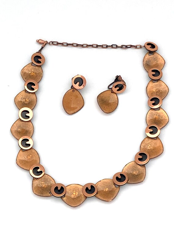 Mid Century Copper and Enamel Link Necklace with … - image 3