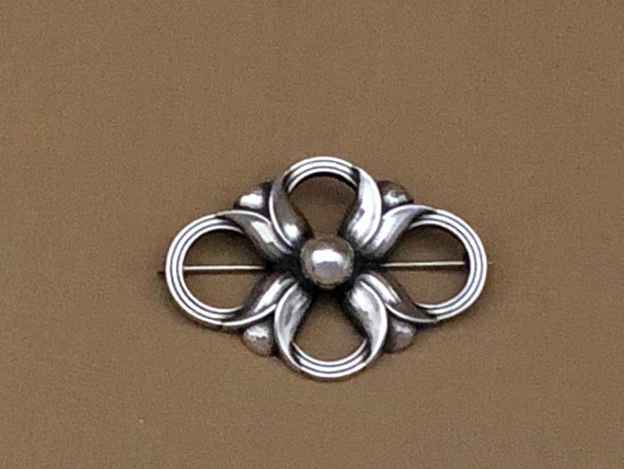 Georg Jensen Sterling Silver Floral Loop Pin #305… - image 1