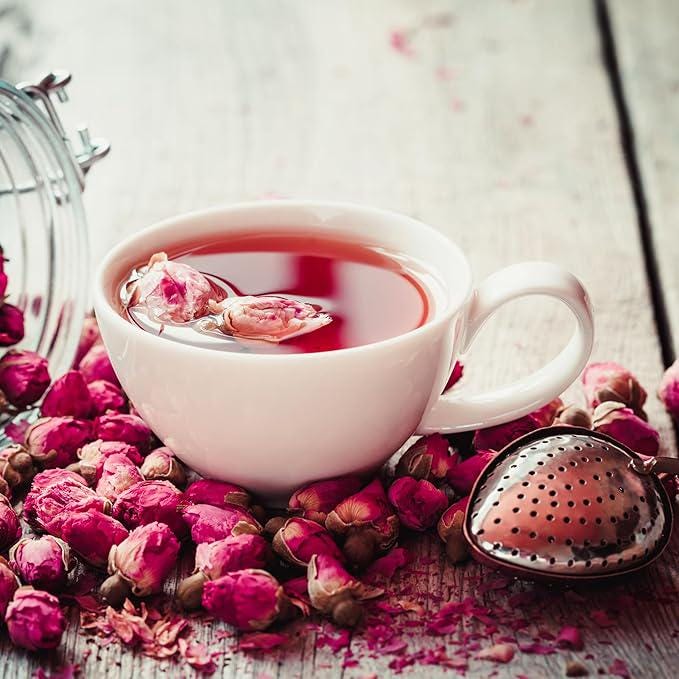 Tiny Red Rose Buds In A Garden Photograph By DejaVu Designs - Fine Art - Foto 10