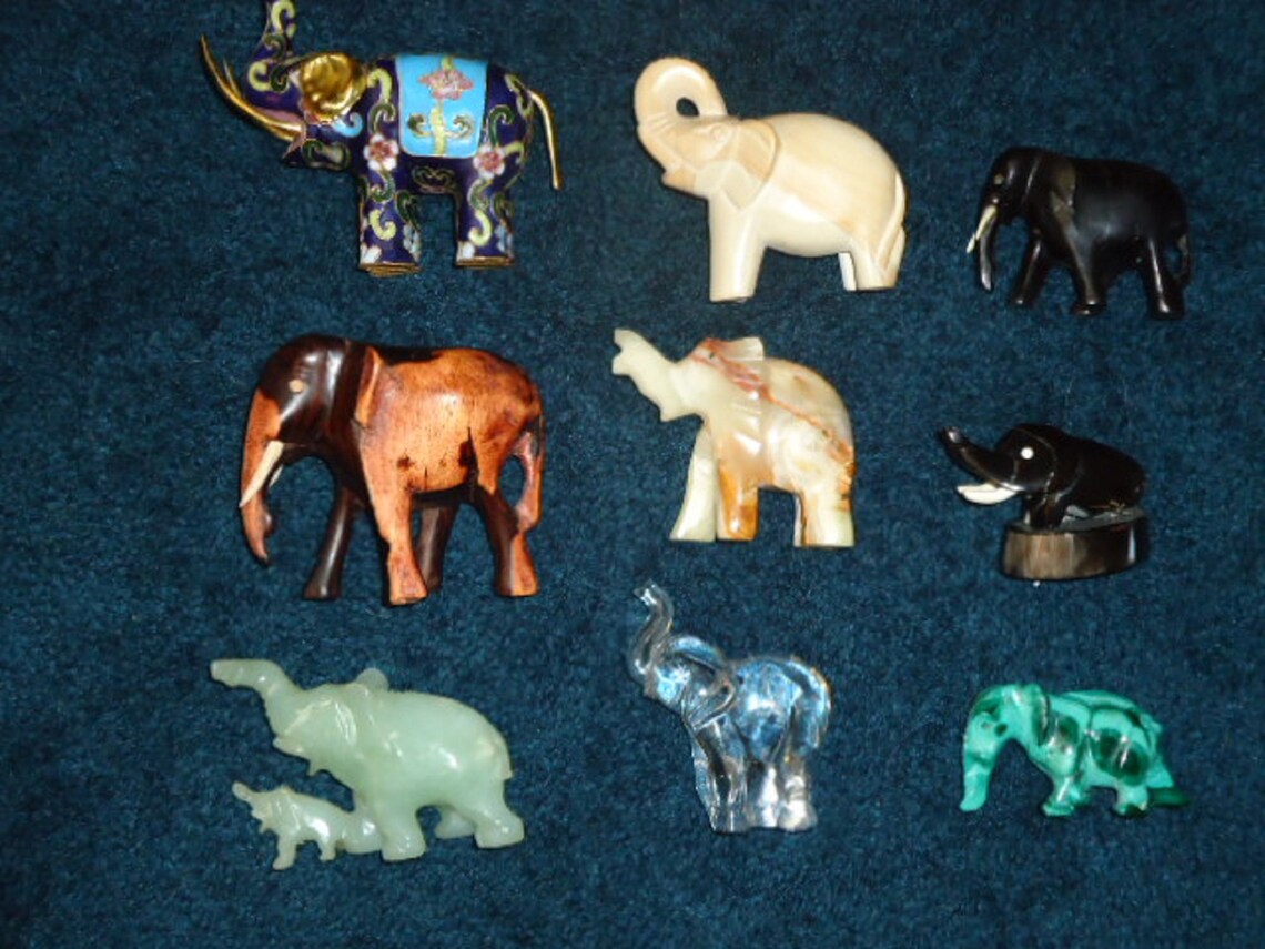 ELEPHANT COLLECTION de 9 ÉLÉPHANTS chacun dune composition Etsy