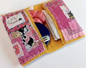 Lady's Things Purse - Sewing Kit