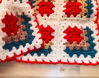 Granny square pattern - Christmas
