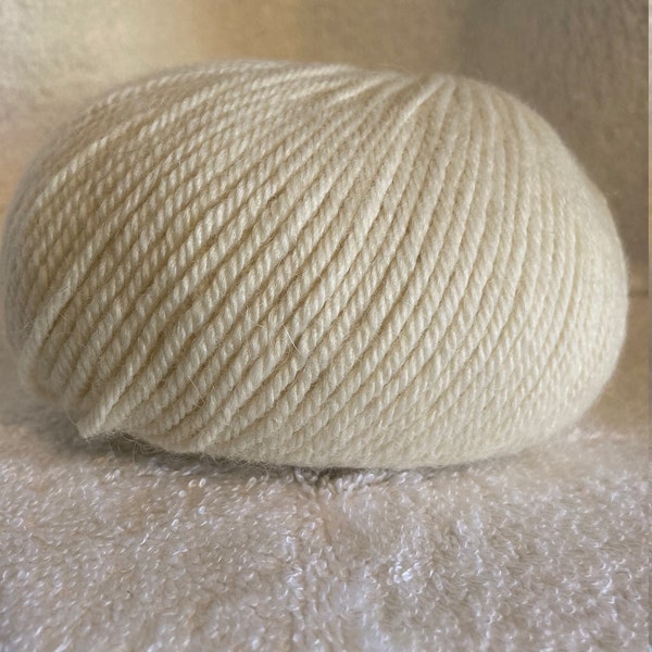 100% Baby Alpaca Yarn Indiecita DK (White/Natural - 100)