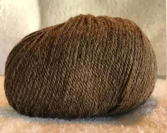 100% Baby Alpaca Yarn Indiecita DK (Brown/Koala Brown - 211)