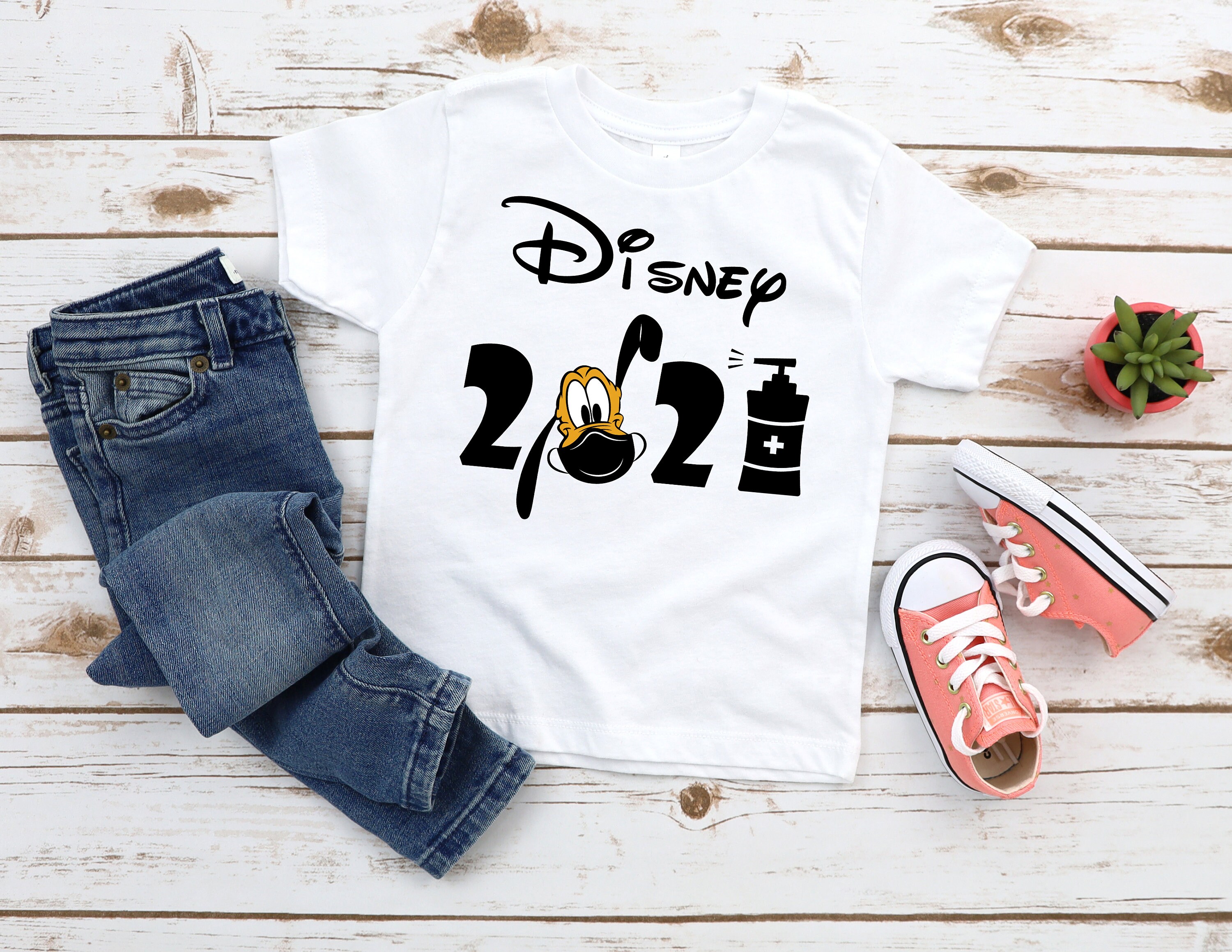Download 2021 Pluto Cuarentena SVG Funny quarantine T-shirt svg cut ...