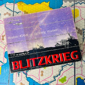 Jeu de société stratégique Blitzkrieg Lightning Warfare vintage 1965, se déroulant à l'époque de la Seconde Guerre mondiale, par Avalon Hill, basé sur une carte pour 2 joueurs, à partir de 12 ans