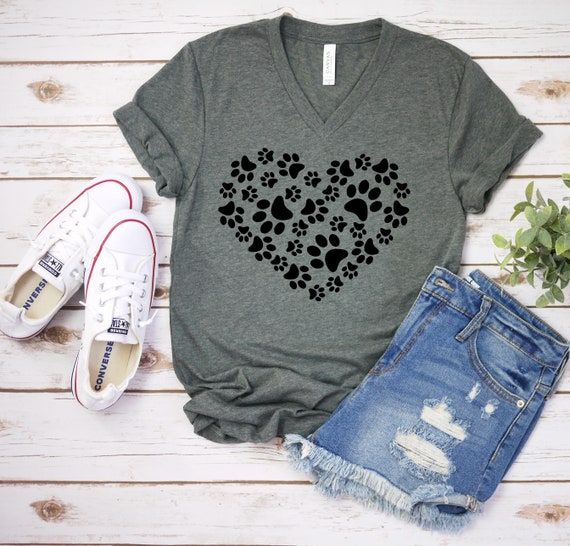 Cute Dog Mom T-Shirt – Paw Print Heart Tee For Women, Super Soft & Great Gift