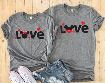 Minnie y Mickey aman las camisetas del Día de San Valentín - Disney Couples - Matching Shirts