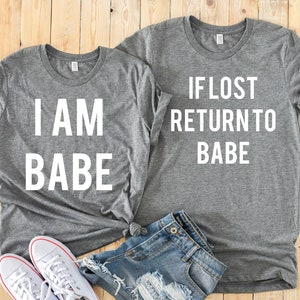 Si se pierde regreso a Babe - Soy Babe T Camisetas - Parejas Camisetas - Bonitas Camisas de Parejas - Valentines Camiseta Set