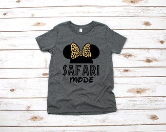 Maglietta per ragazzi di Minnie Mouse in modalità Safari - Disney Kids Animal Kingdom - Minnie mimetizzata - Stampa animalier
