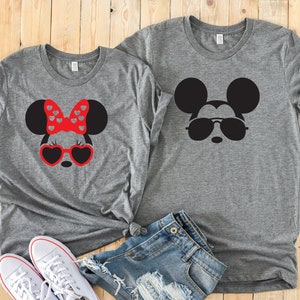 Koszulki z okularami przeciwsłonecznymi Minnie i Mickey - Koszulka dla par Disney - Minnie z okularami przeciwsłonecznymi w kształcie serca - Myszka Miki w okularach lotniczych - Koszulki do dopasowania