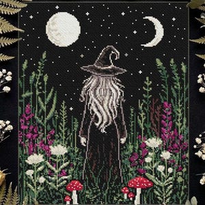 Patrón de punto de cruz de bruja en jardín de hierbas - Luna de setas, estilo cottagecore, noche de Halloween - Descarga instantánea en PDF