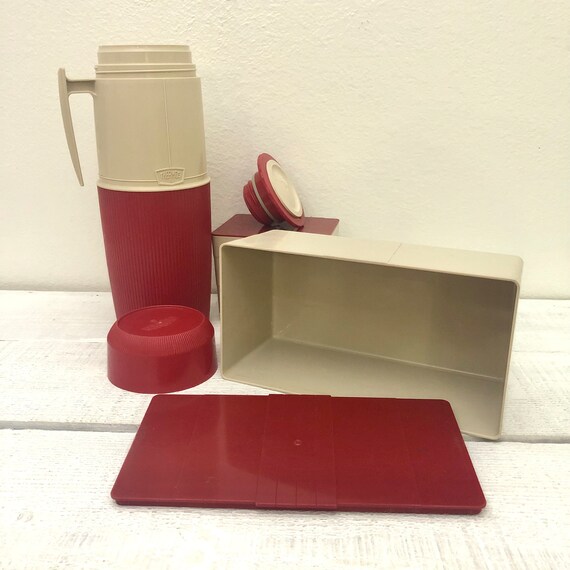 Vintage Mid Century Picnic Set with Carrying Bag - image 7