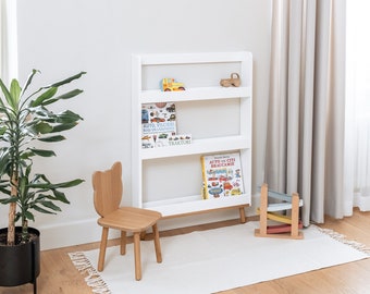 Libreria a parete per cameretta dei bambini, libreria montessori in legno self-service frontale per la cameretta dei bambini, ripiano verticale poco profondo per riporre i libri