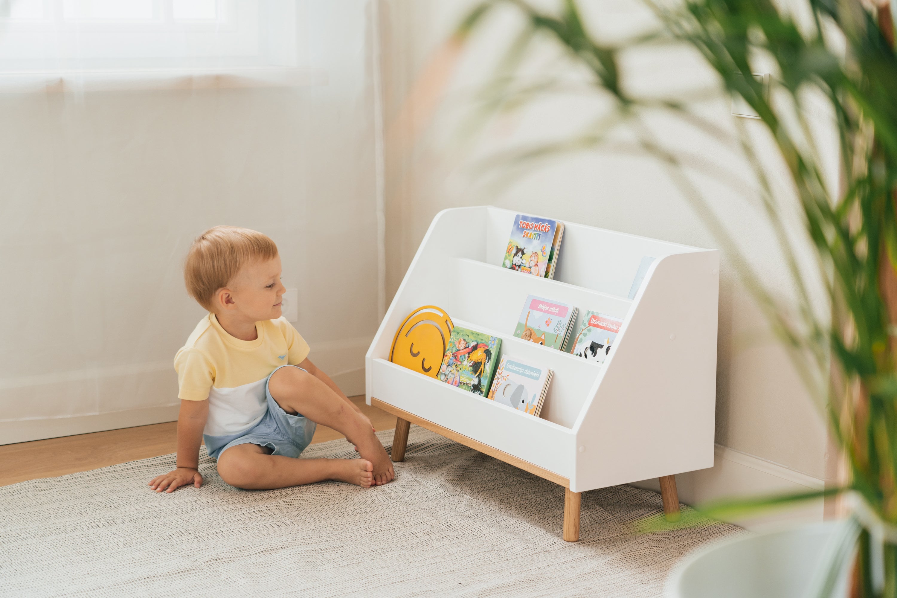 White front facing bookshelf deals